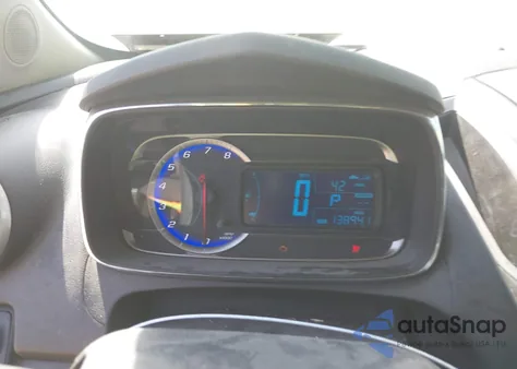 2016 Chevrolet Trax 1Ls z USA, uszkodzony, nr VIN KL7CJNSB0GB751942